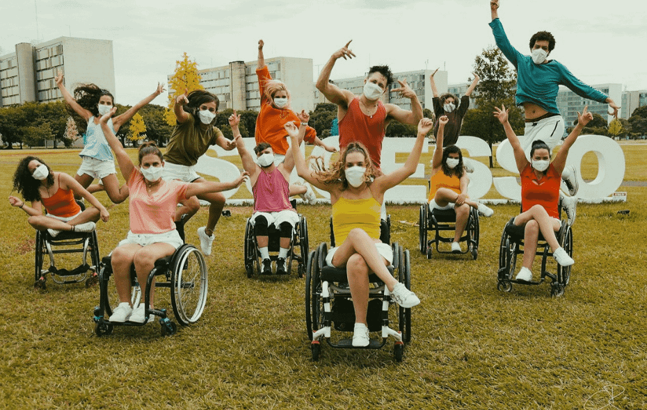 companhia de dança street cadeirante pessoas com deficiência